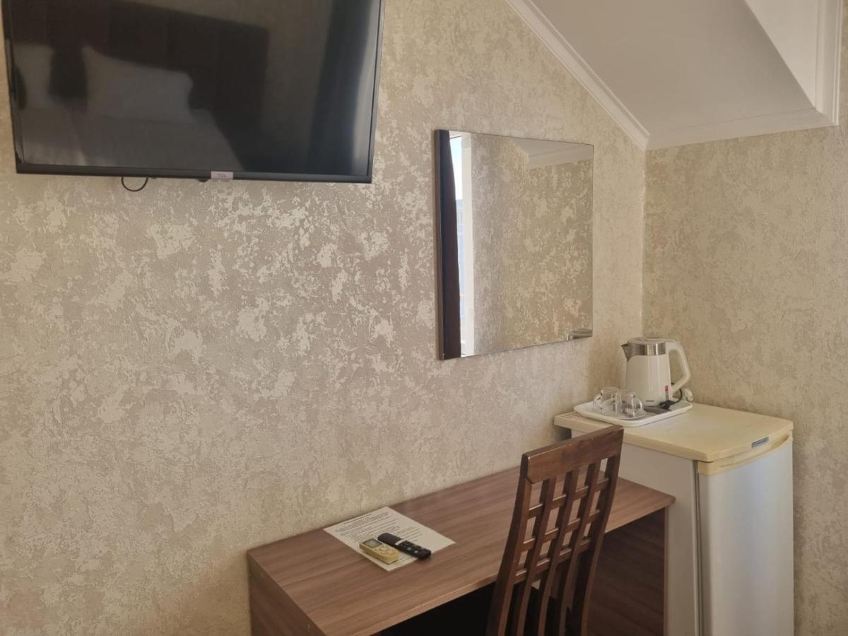 Ахра Hotel Gagra Ngoại thất bức ảnh