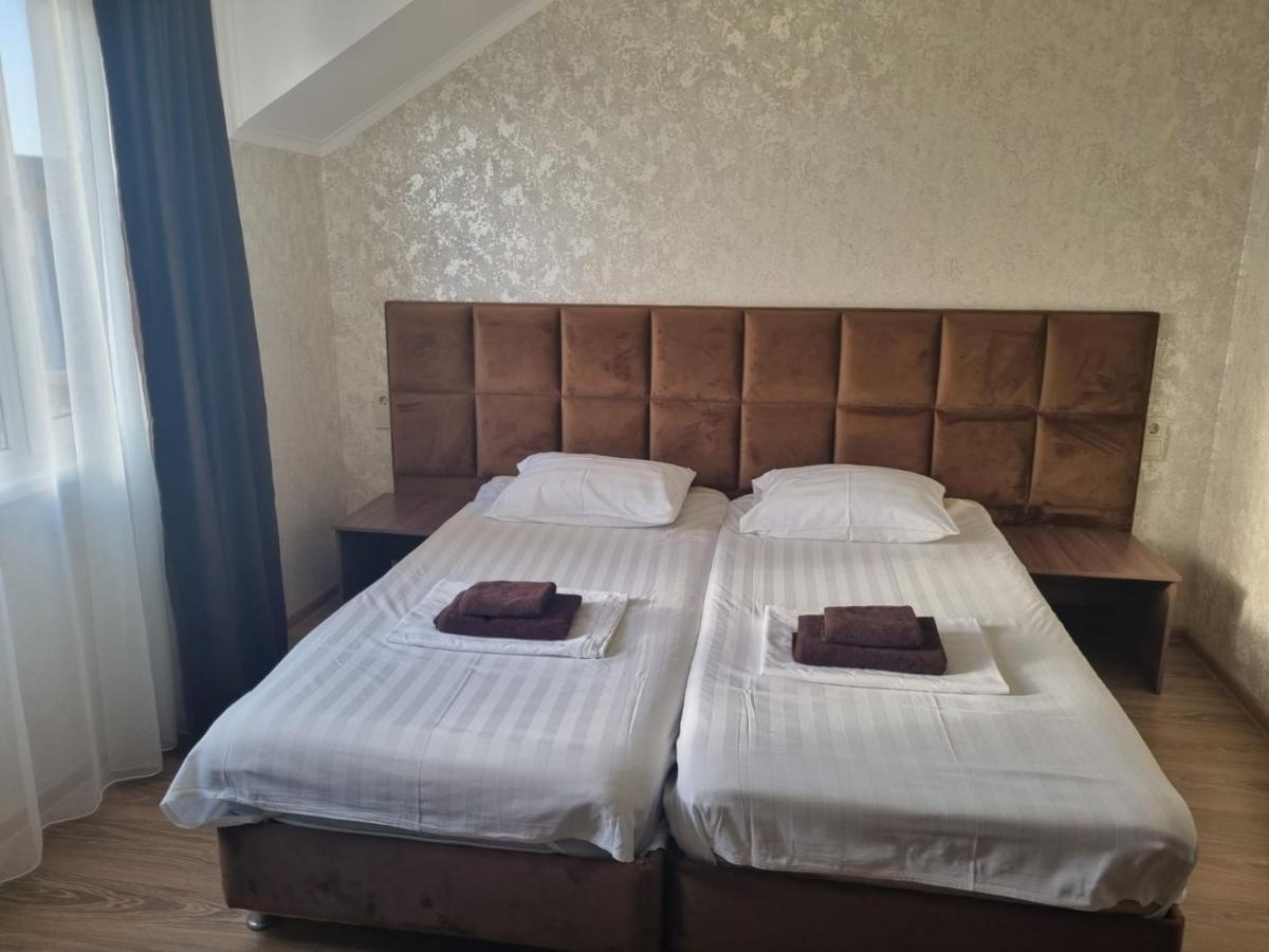 Ахра Hotel Gagra Ngoại thất bức ảnh