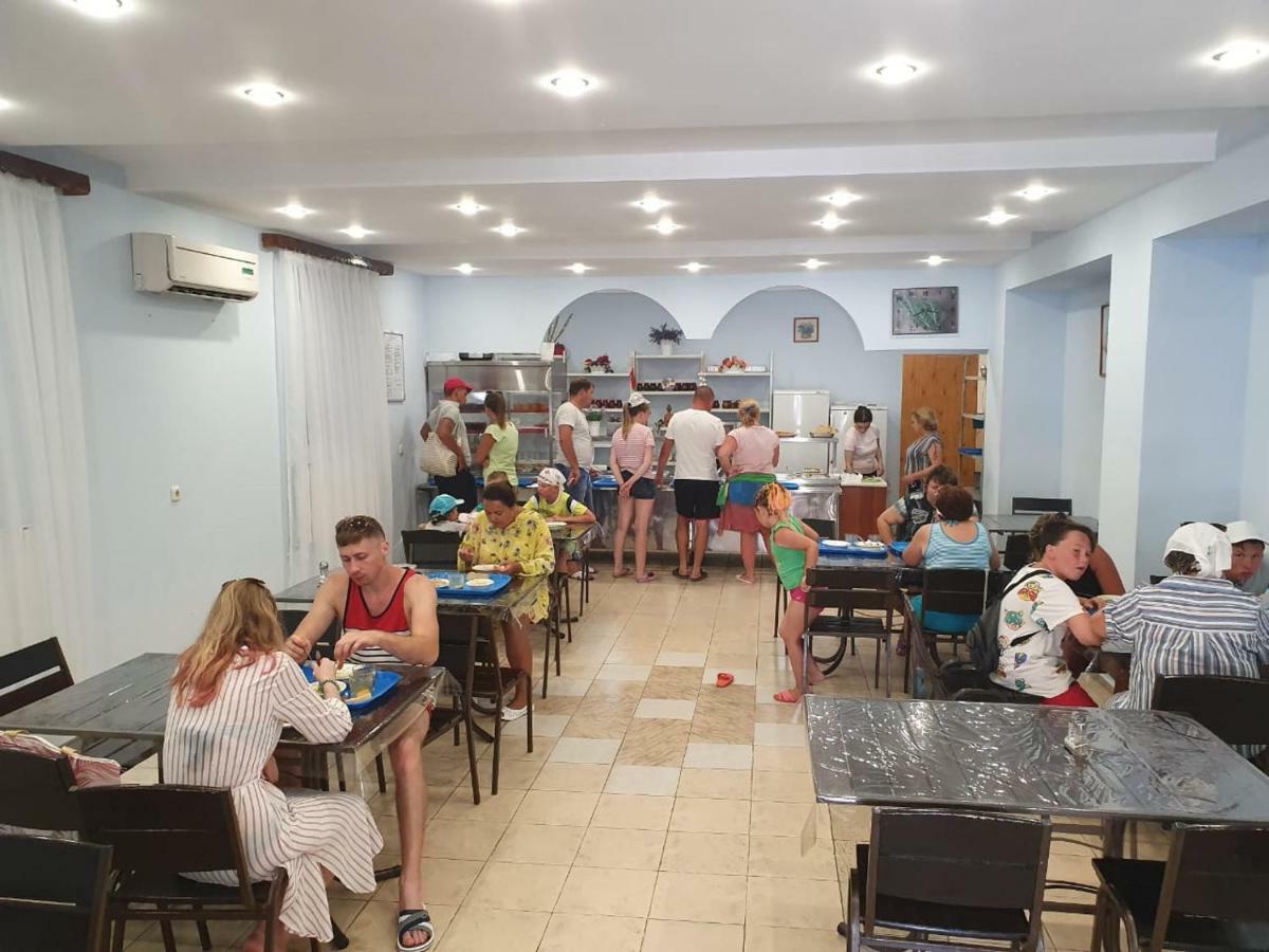 Ахра Hotel Gagra Ngoại thất bức ảnh